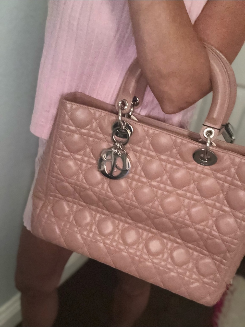Christian Dior Large LADY DIOR Bag Pristine in Powder Pink Lambskin 💖 - Picture 4 of 14
